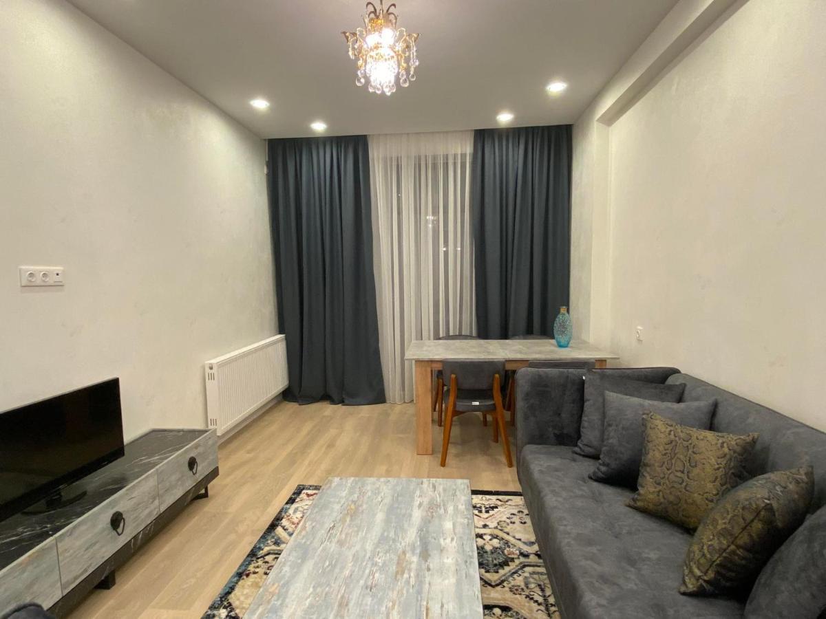 Apartment River Side *